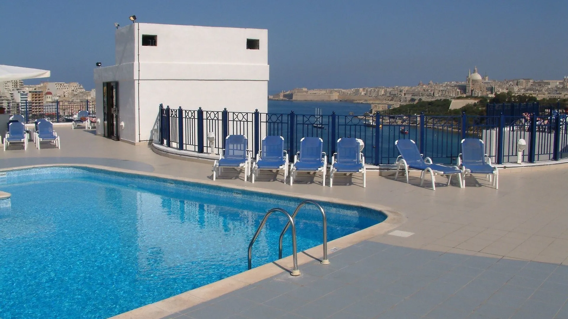 Waterfront Hotel Sliema