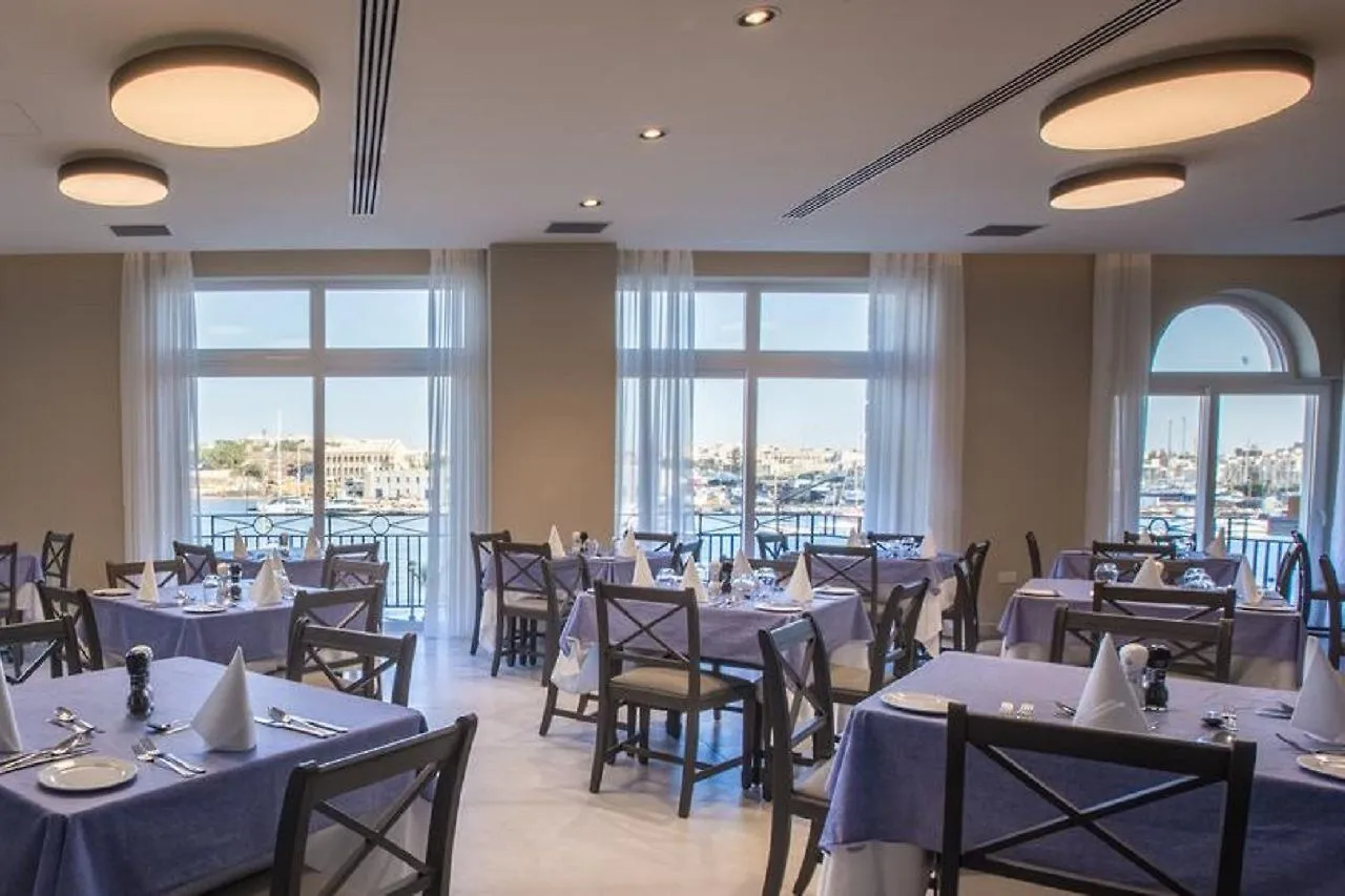 Waterfront Hotel Sliema 4*,  Malta